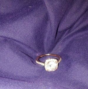 rose gold/ stainless steel cushion style ring